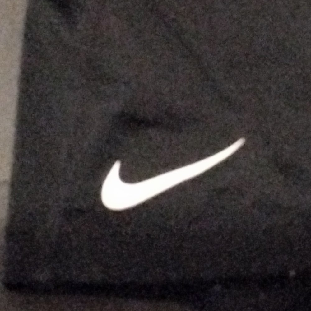 Shorts - Picture 3 of 4